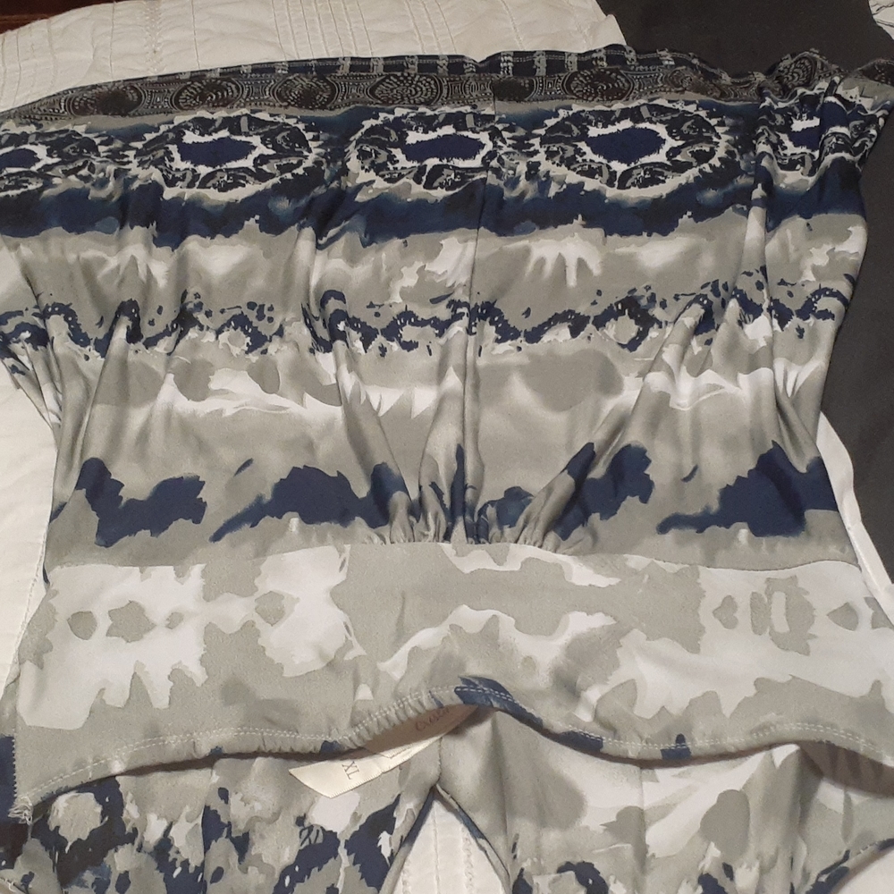 Dress - Picture 4 of 16